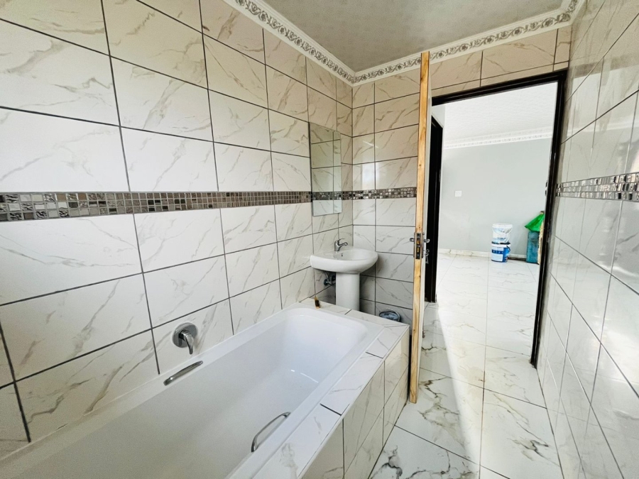 2 Bedroom Property for Sale in Grasslands Free State